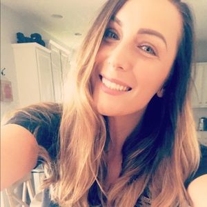 Meet your Posher, Jonelle